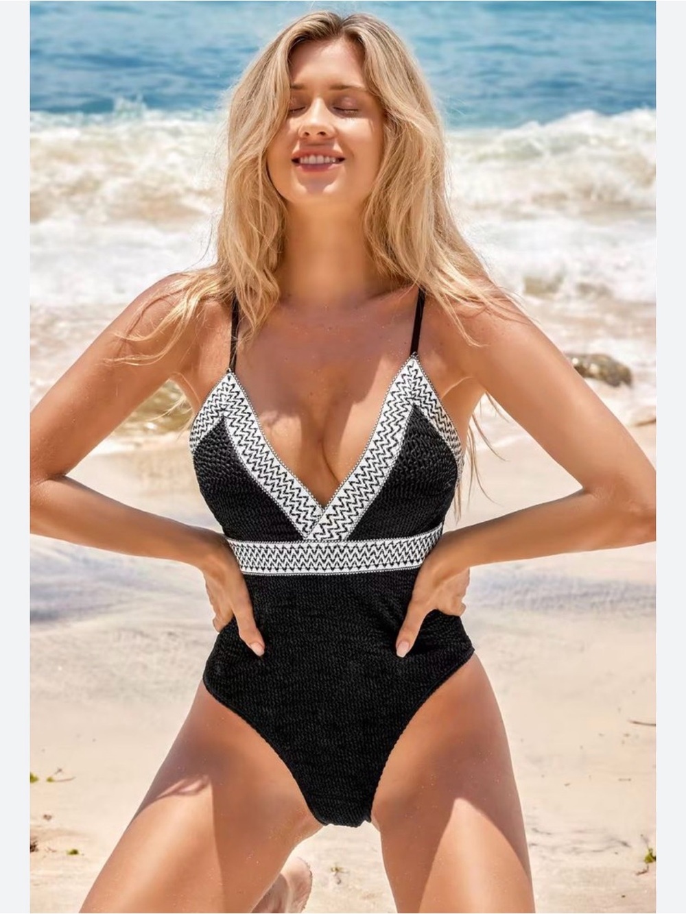 CUPSHE Textured One-Piece Swimsuit – Size Small – NWT
